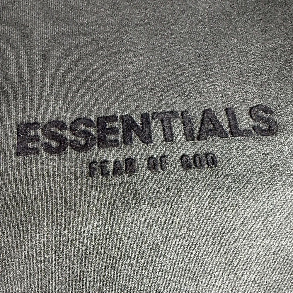Fear Of God Essentials Stretch Limo SS22 Relaxed Sweatpants - Picture 3 of 12